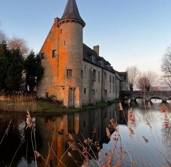 Aamiaismajoitus (B&B) Château Le Withof