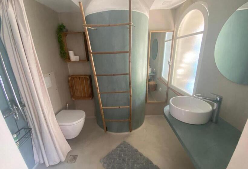 تختخواب و صبحانه Le Patio Aux Oiseaux