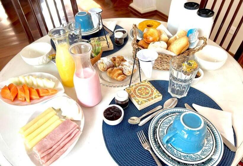 تختخواب و صبحانه Recanto Ninho Verde Village