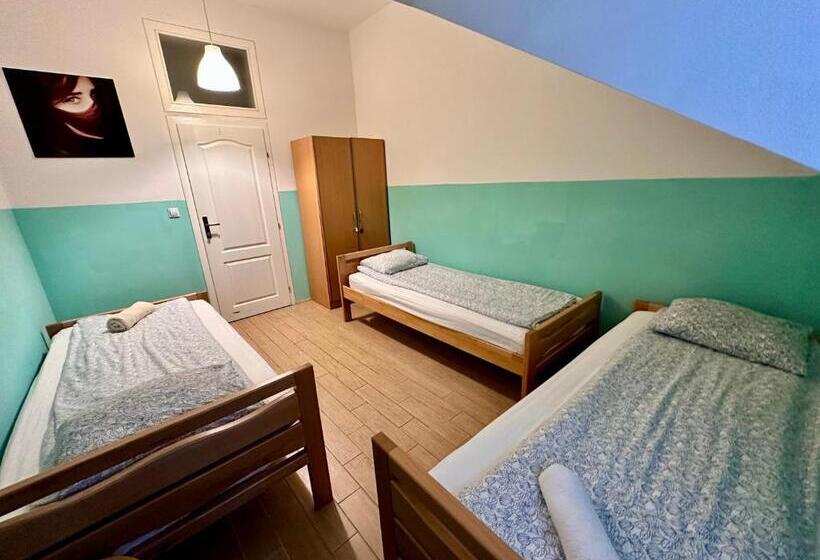 Dream Hostel