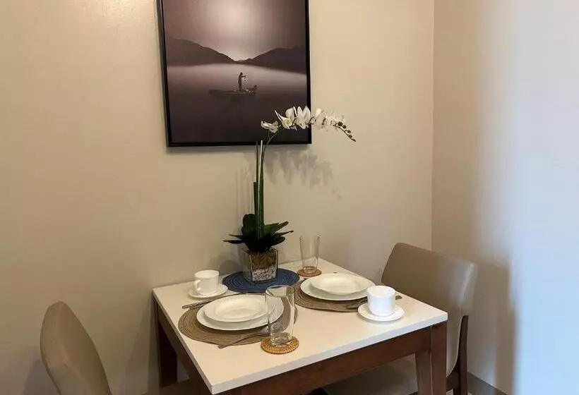 Executive Suite In Bonifacio Global City