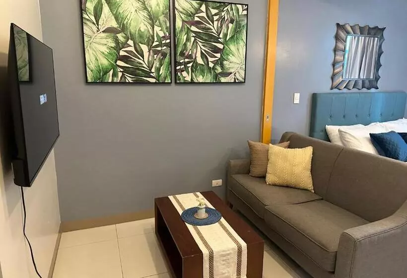 Executive Suite In Bonifacio Global City