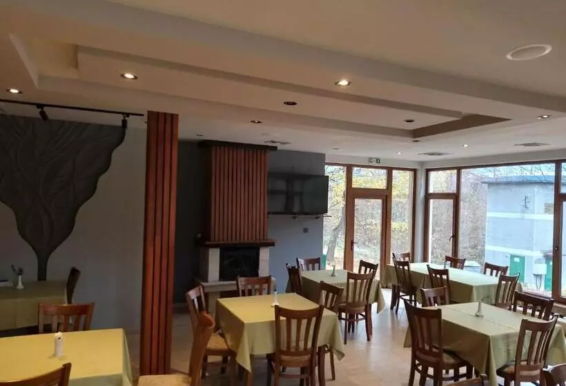 Hotelli хотел планински рай