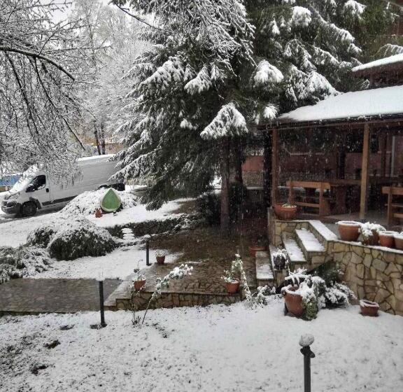 בית מלון כפרי хотел планински рай