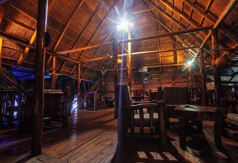 هتل Ambrosia Heights Entebbe