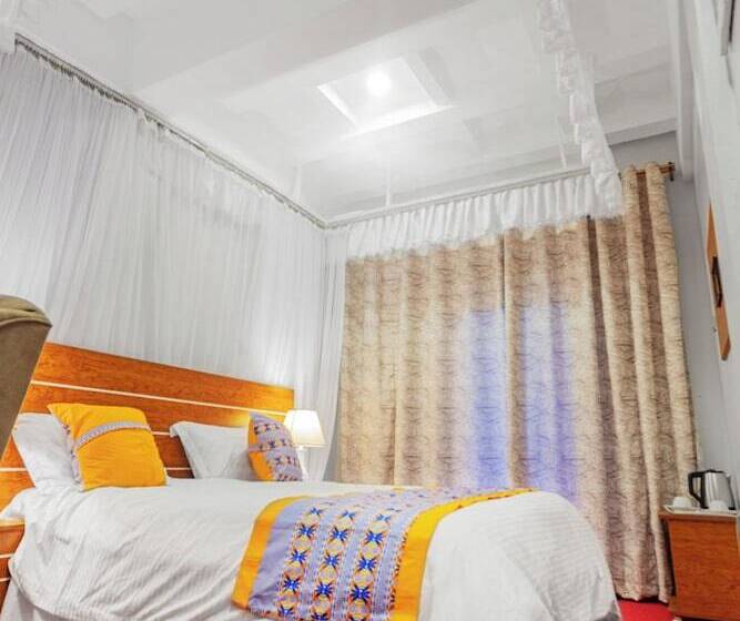 هتل Ambrosia Heights Entebbe