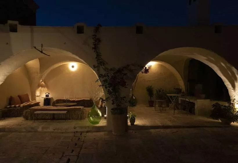 هتل Antica Masseria Le Monache