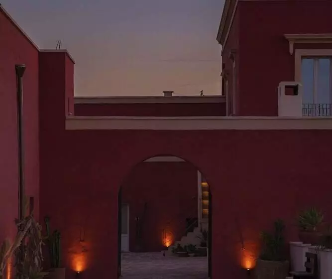 هتل Antica Masseria Le Monache