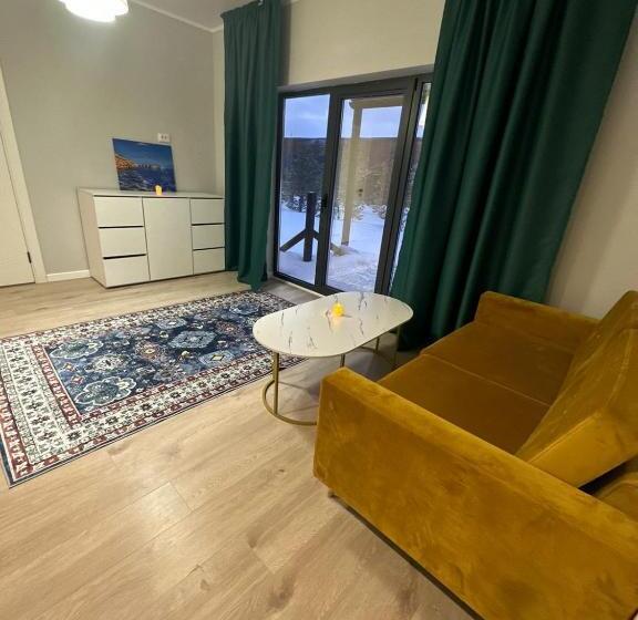 هتل Atyrau Avenue