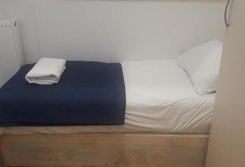 Hotelli Luxury Studio Flat