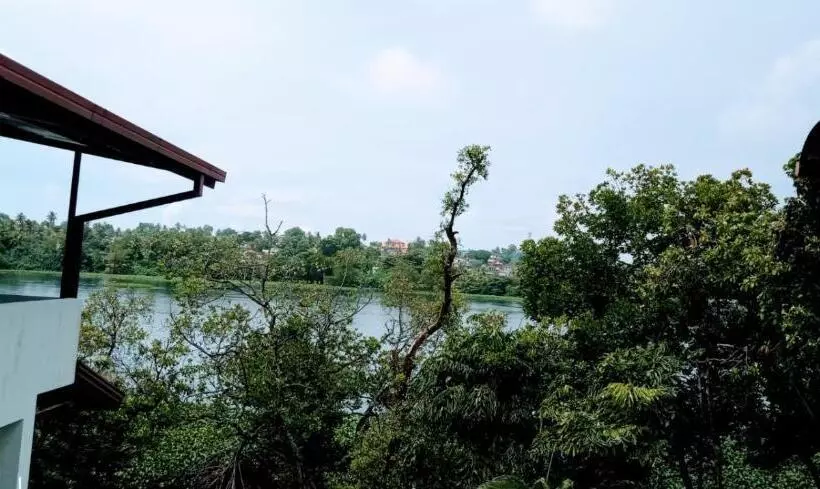 ホテル New Lavan Bolgoda