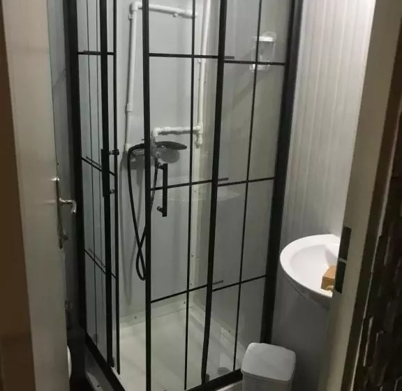 ホテル Nirvana Bungalov
