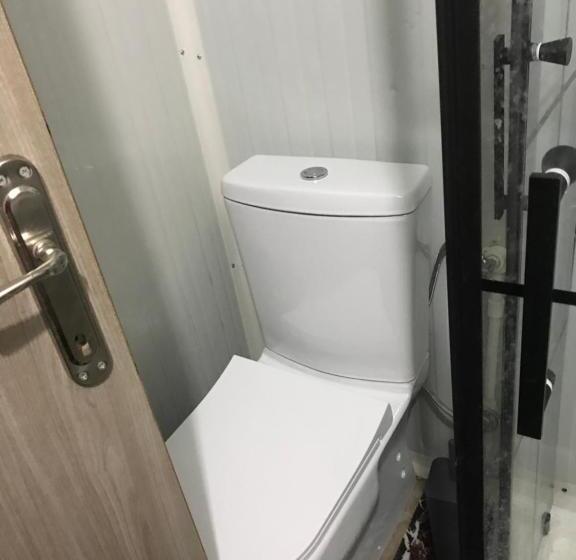 ホテル Nirvana Bungalov