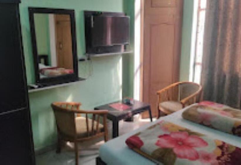 Hotel Rajmahal, Rudrapur