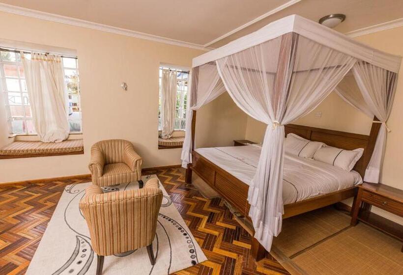 هتل The Blixen Resort & Spa