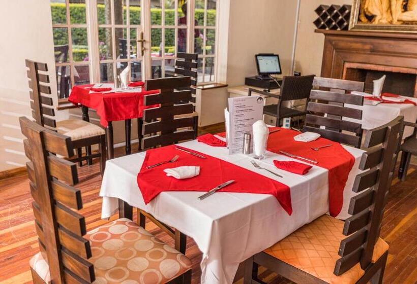 هتل The Blixen Resort & Spa