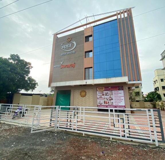 בית מלון כפרי Swaraj