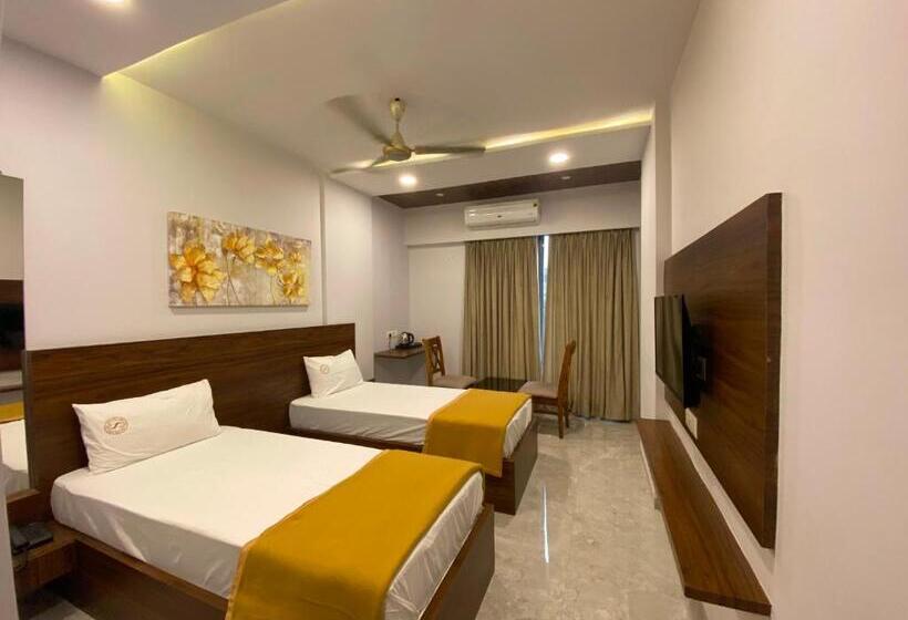 בית מלון כפרי Swaraj