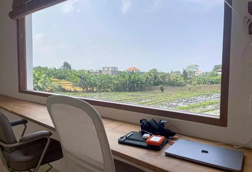 ペンション Arti By Umah   Pererenan