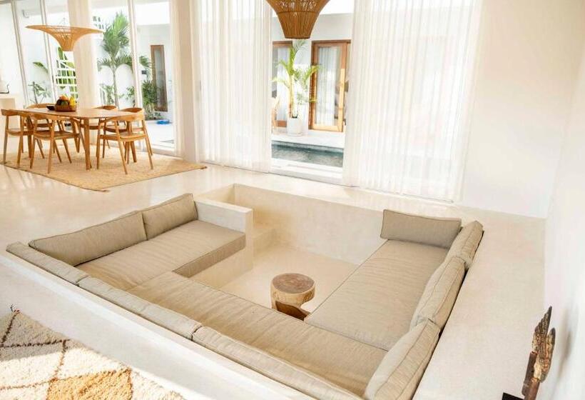 Пансион Arti By Umah Pererenan