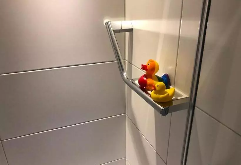 Majatalo Blaues Zimmer Mit Grossem Balkon & Bad Nur 16 Km Nach Würzburg!