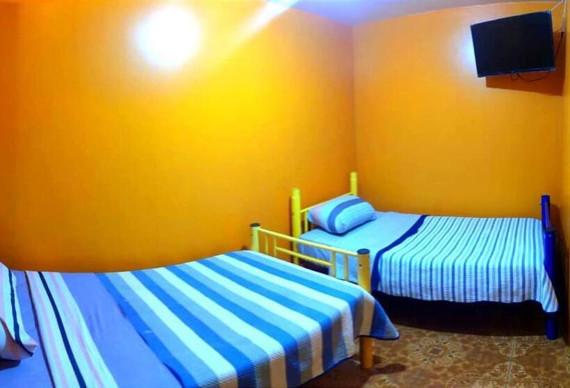 پانسیون Hostal Arica 2