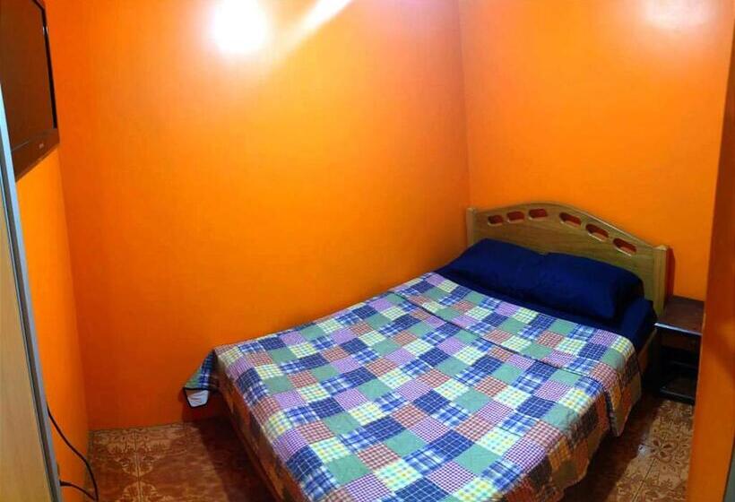 پانسیون Hostal Arica 2