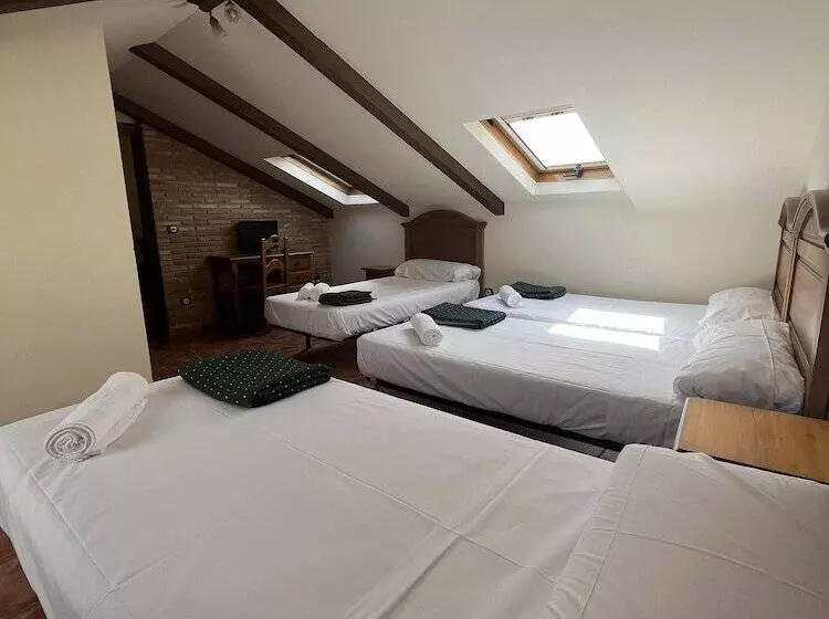 Majatalo Hostal Corper Navalcarnero