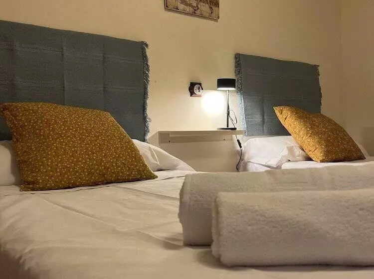 Majatalo Hostal Corper Navalcarnero