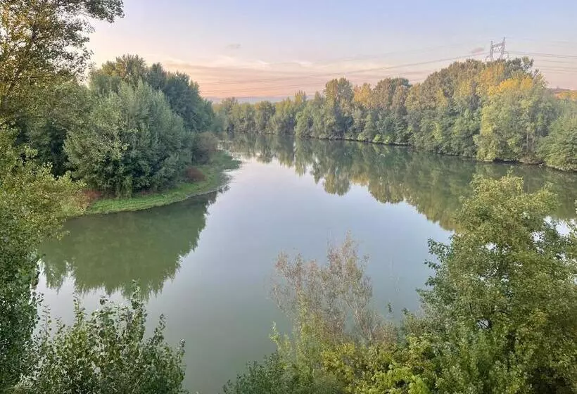 Majatalo Les Terrasses De Bélarga   Maison D Hôtes   Piscine Et Jacuzzi