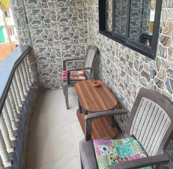 ペンション No Name Guesthouse