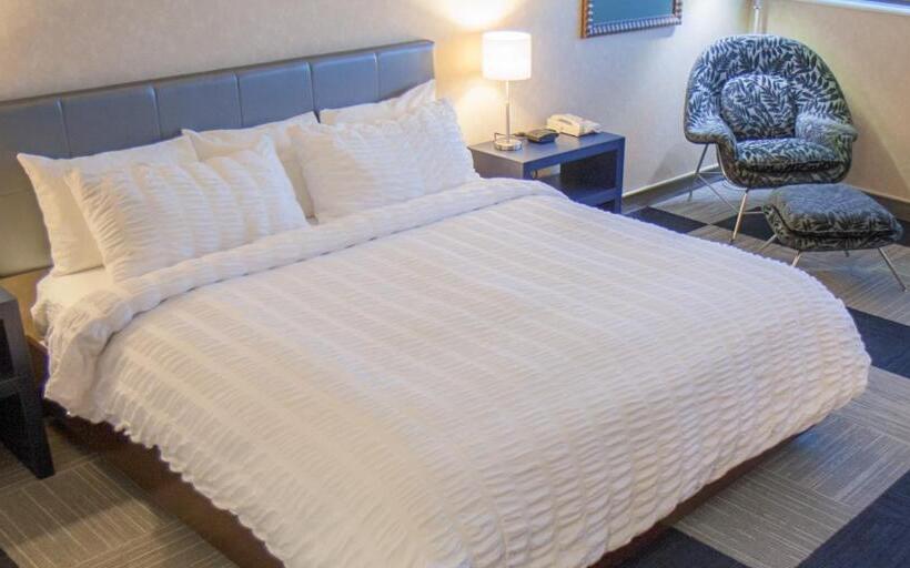 Rapid City Hotel Luxury Private Suites