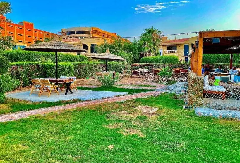 Top Floor Premier View Chalet In Red Sea Hurghada