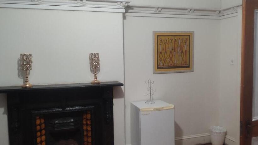 23 Whitaker Maboneng Hotelstyle