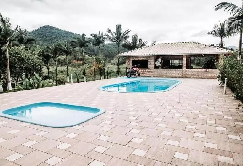 ユースホステル Fazenda Momm Pousada E Eventos