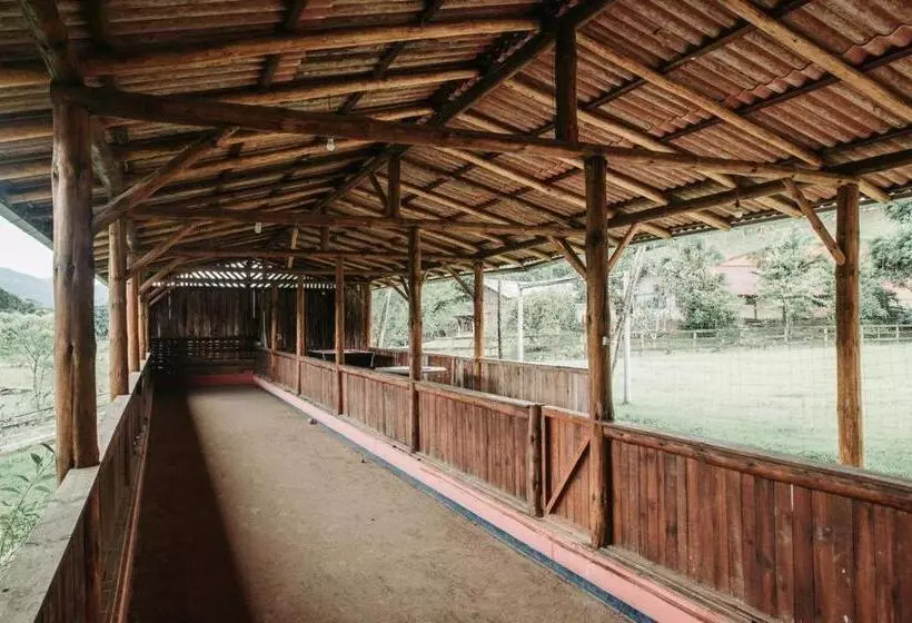 ユースホステル Fazenda Momm Pousada E Eventos