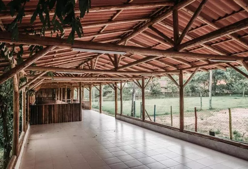ユースホステル Fazenda Momm Pousada E Eventos
