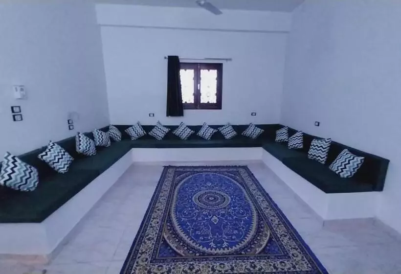 هاستل Magic Place Luxor