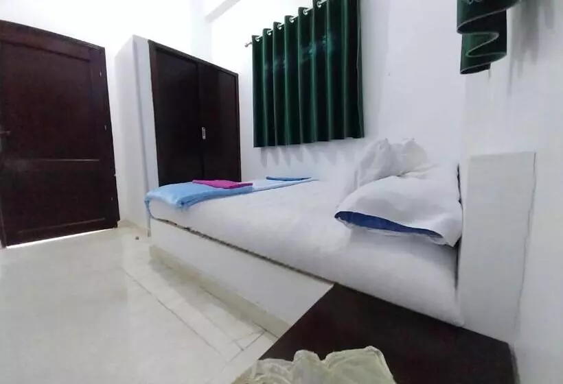 هاستل Magic Place Luxor