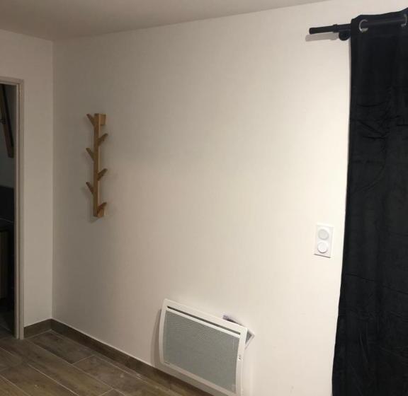 ベッドアンドブレックファースト Fromental