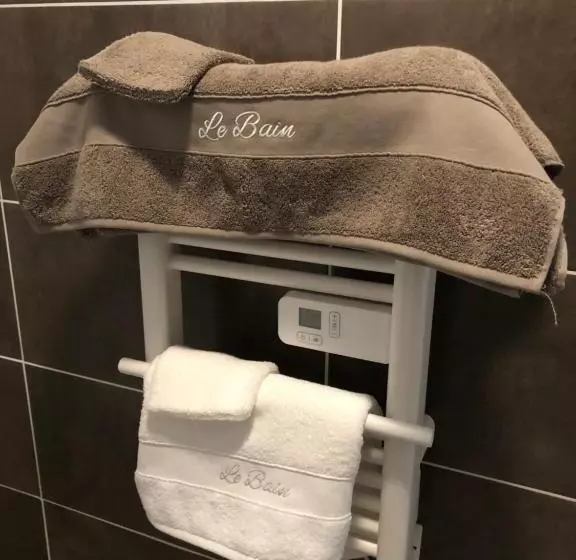 ベッドアンドブレックファースト Fromental