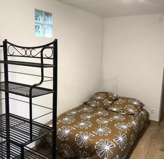 ベッドアンドブレックファースト Fromental