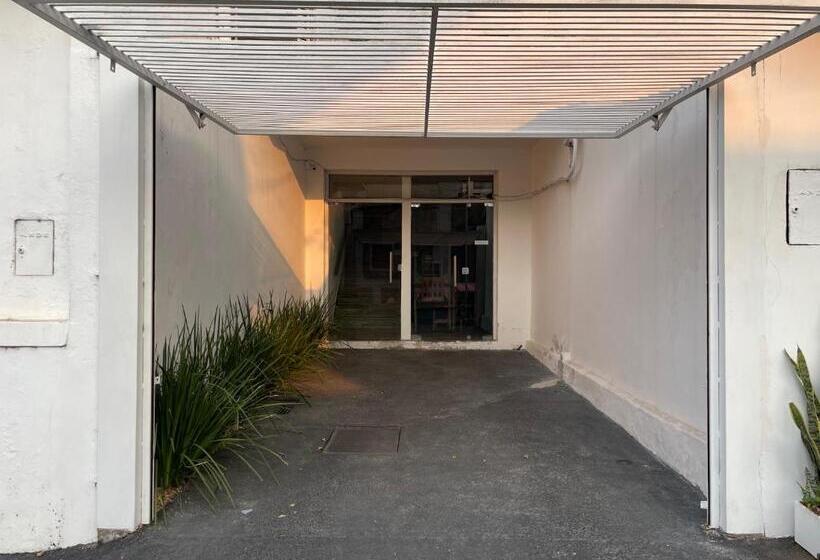 تختخواب و صبحانه Habitación En El Microcentro De Asunción