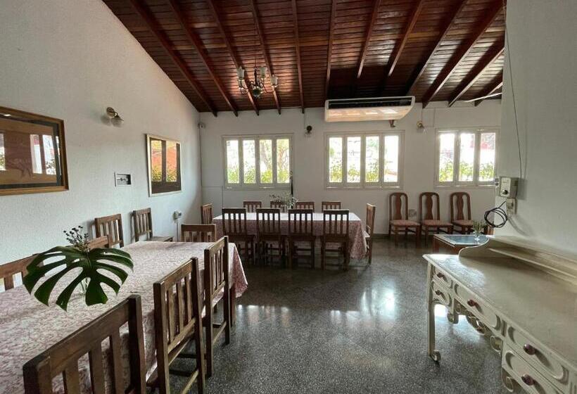 تختخواب و صبحانه Habitación En El Microcentro De Asunción