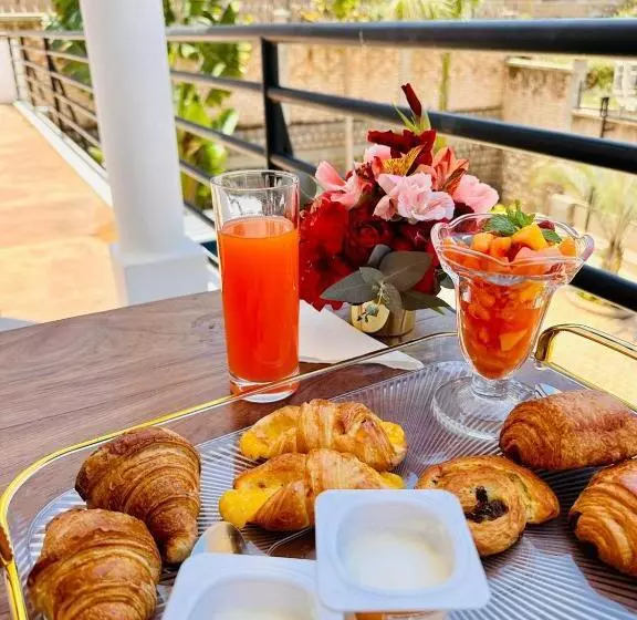 تختخواب و صبحانه Lake Inn