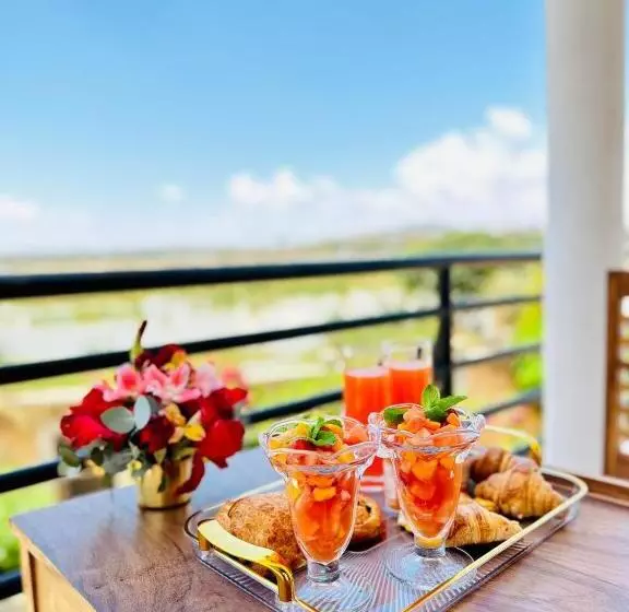 تختخواب و صبحانه Lake Inn