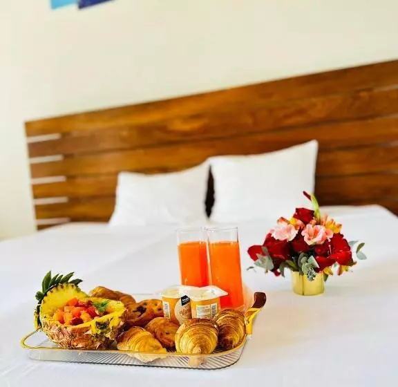 تختخواب و صبحانه Lake Inn