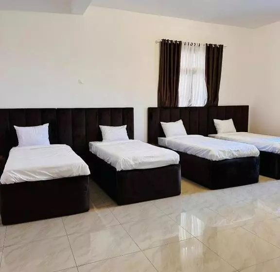 تختخواب و صبحانه Lake Inn