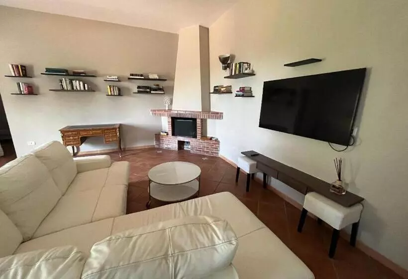 Aamiaismajoitus (B&B) Villa Confortevole Con Vista Sul Golfo