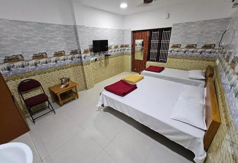 ホテル Arunachala Guest House